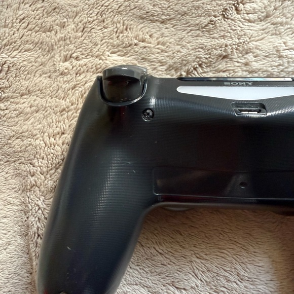 Sony DualShock Controller - Picture 6 of 8